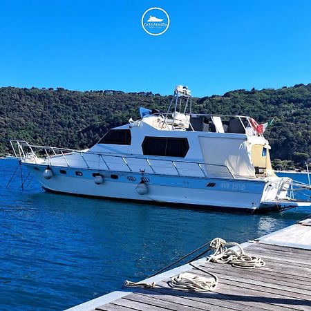 Yachtannablu Hotel ปอร์โตเวเนเร ภายนอก รูปภาพ