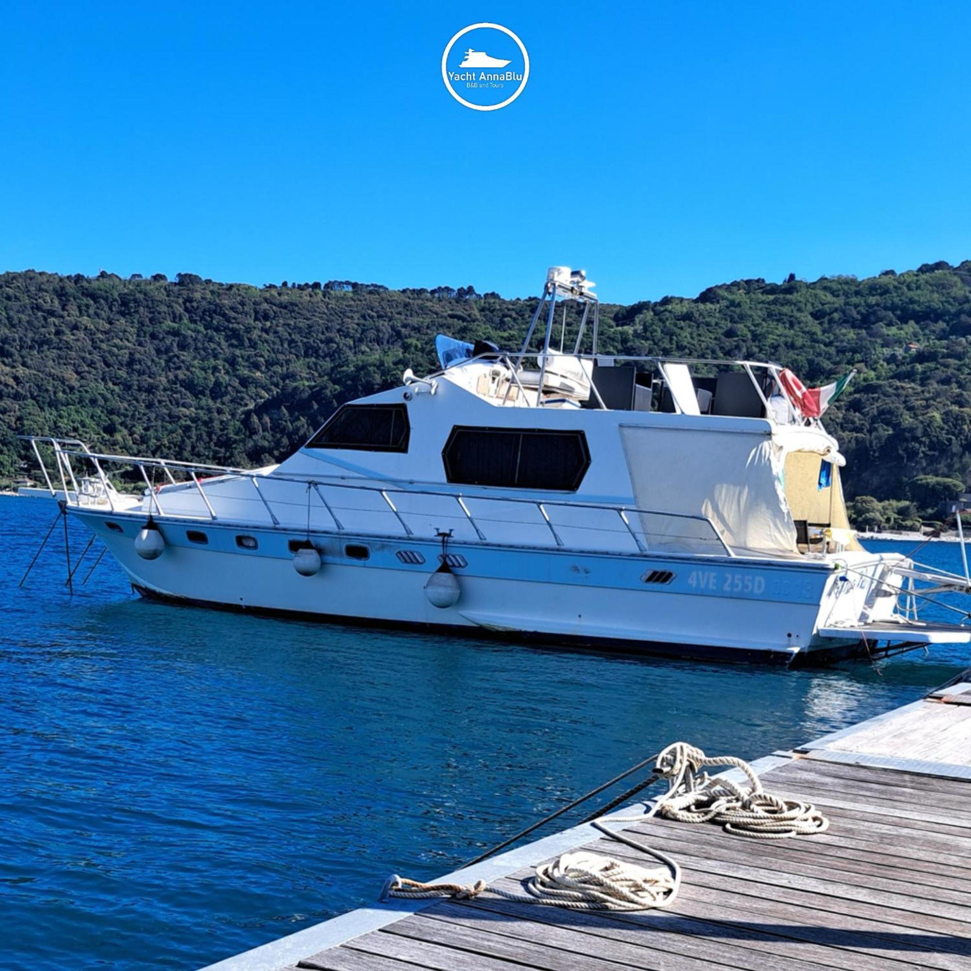 Yachtannablu Hotel ปอร์โตเวเนเร ภายนอก รูปภาพ